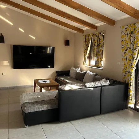 Felix Arba لوبار